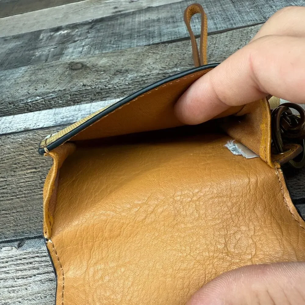 Fossil Rio 3-In-1 Wristlet Accessory Set - Picture 12 of 14